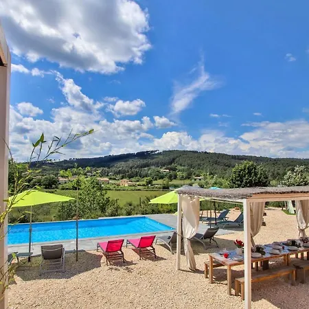 Stunning In La Chap, Sous Aubenas Casa de Férias